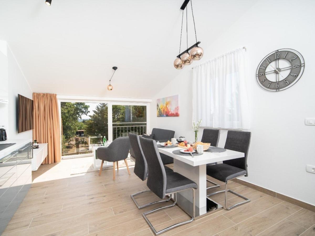 Apartment Gaia Labin  Bagian luar foto
